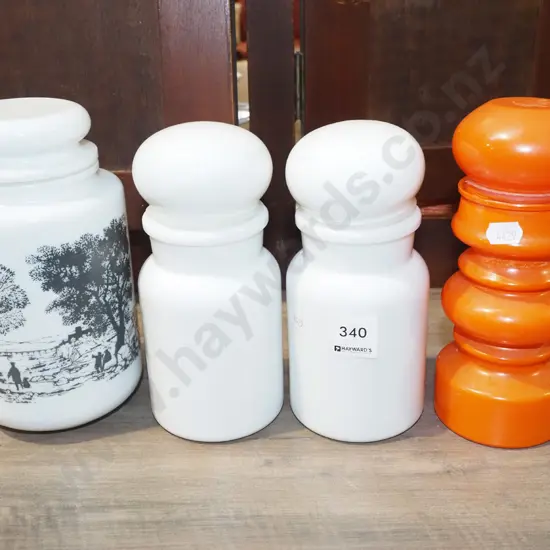 4x storage canisters Tallest H190