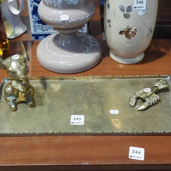brass tray, 2x brass figurines Tray W370