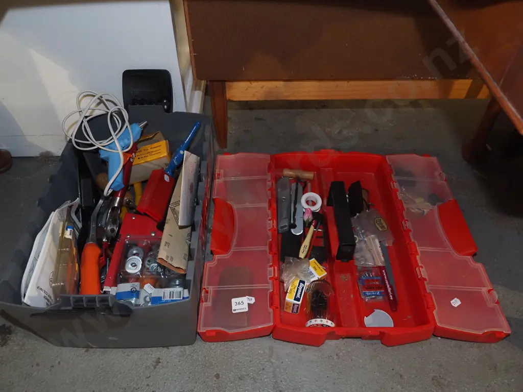 tool box; glue guns, scrapers etc Image 1++