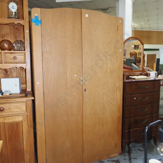 oak 2 door wardrobe - key in office H1815 W10660 D520