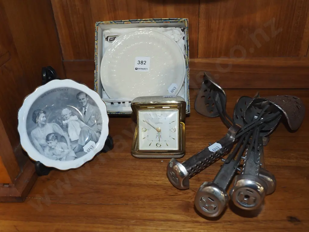 shoe forms, alarm clock etc Image 1++