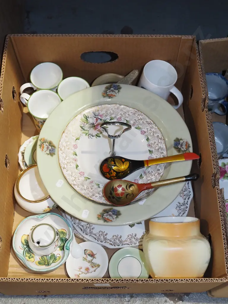 box; floral fruit bowl, coffee cups etc Image 1++