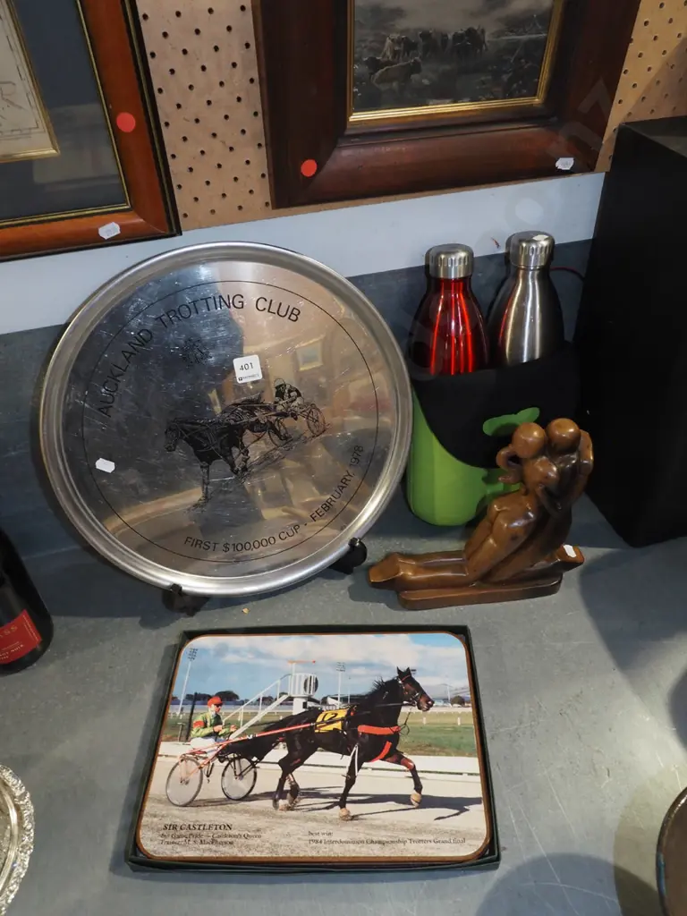 Auckland Trotting Cup tray, thermoses, harness racing placemats etc Image 1++
