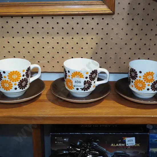 3x Crown Lynn Boutique  cups and saucers
