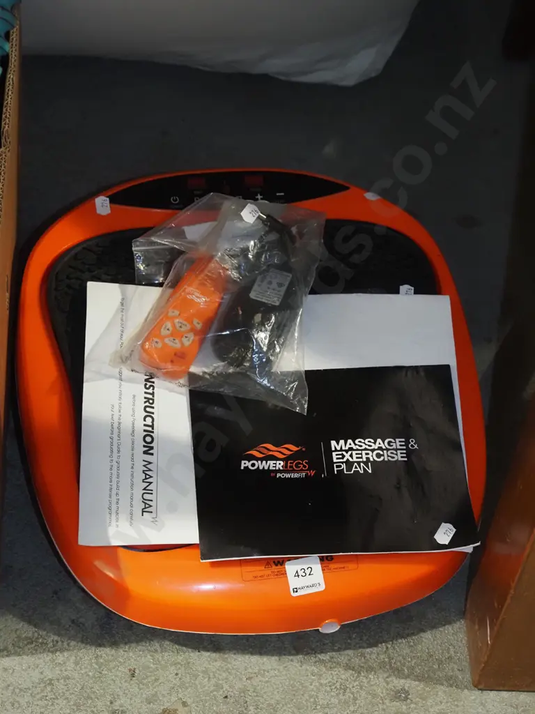 Power Legs vibrating massage and exercise platform Image 1++