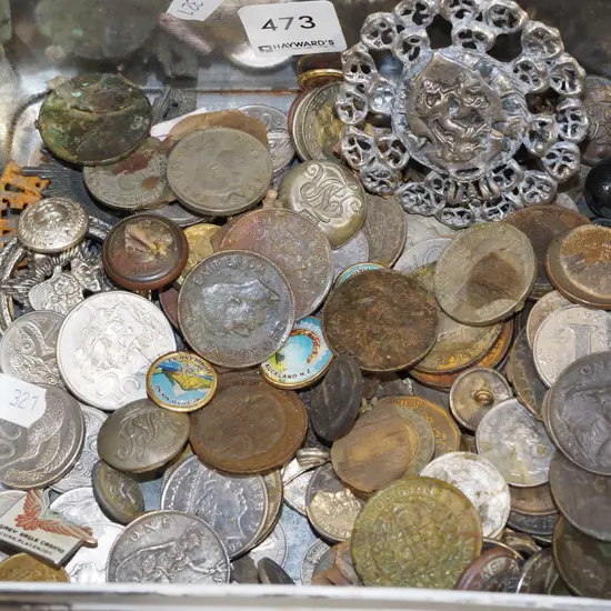 box; tin of buttons, coins, badges etc
