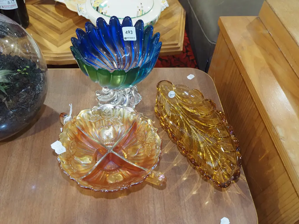 glass comport, carnival bowl, amber glass leaf dish Image 1++