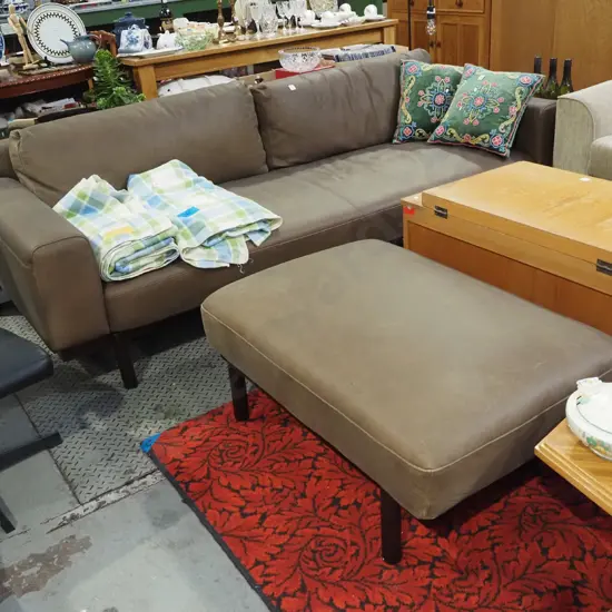 Freedom Furniture contemporary brown leather 3 seater settee & matching ottoman - excellent condition
