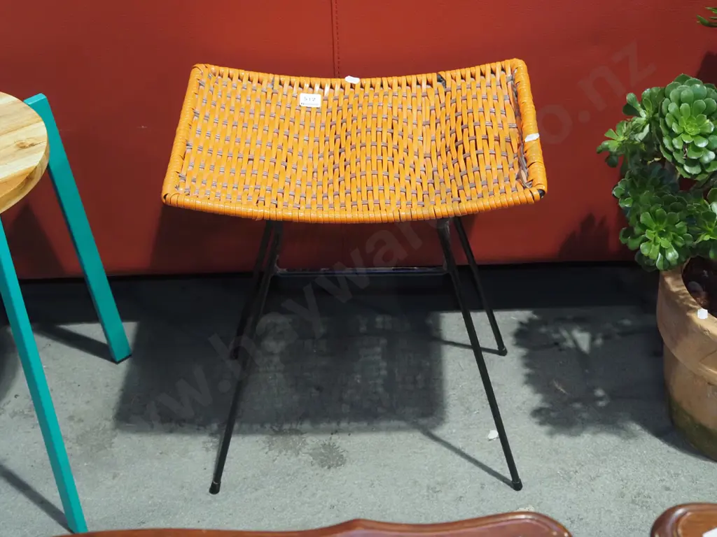 retro woven orange  plastic stool - warping Image 1++