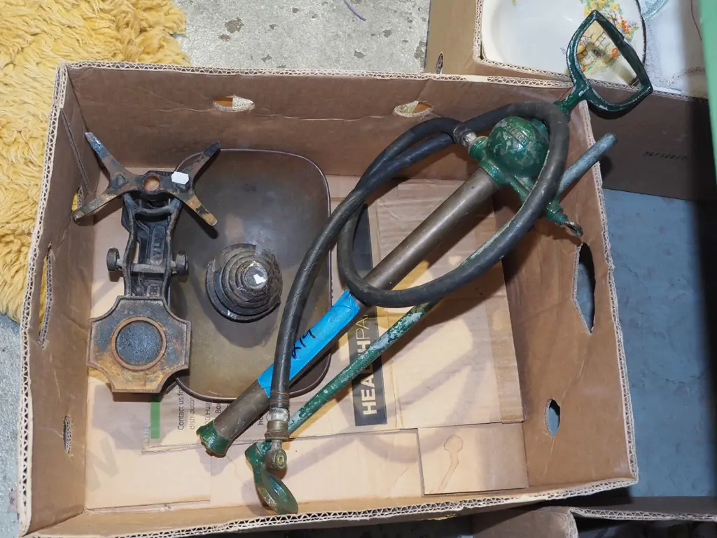 vintage balance scales, barrel pump Image 1++