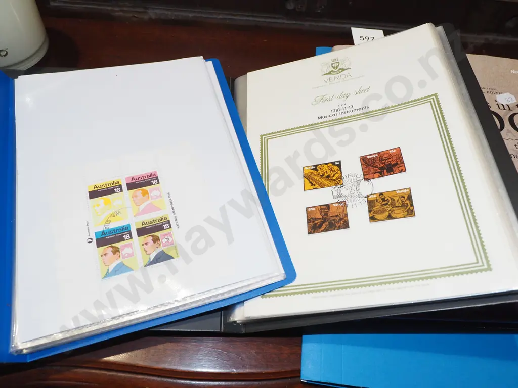 stamp albums Image 1++