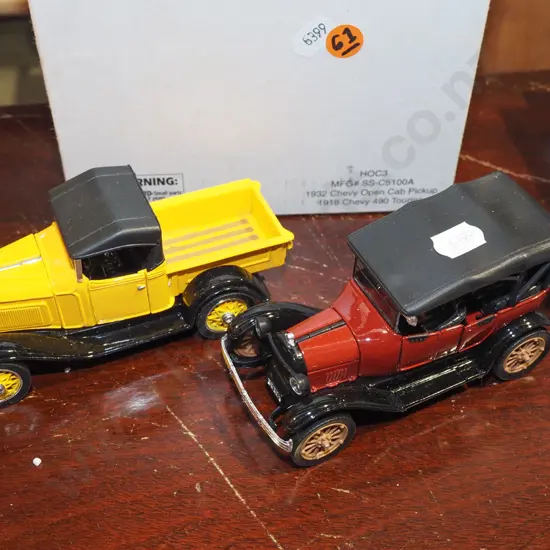 2x diecast model vehicles