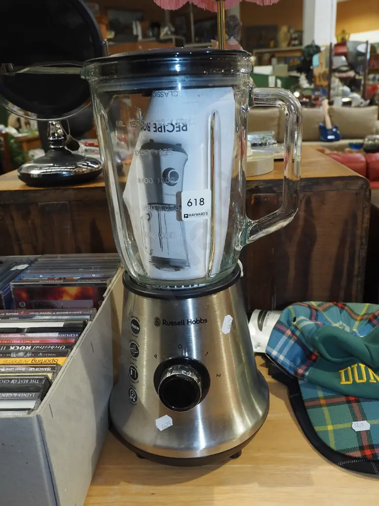 Russell Hobbs blender Image 1++