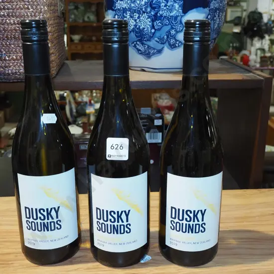 3x Dusky Sounds chardonnay 2019