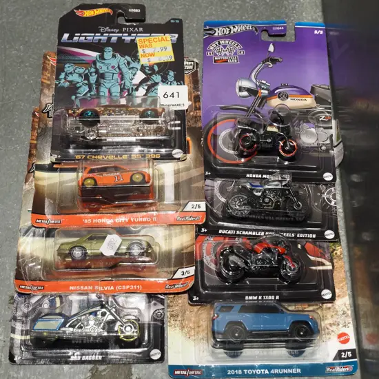 8x as new carded Hotwheels vehicles