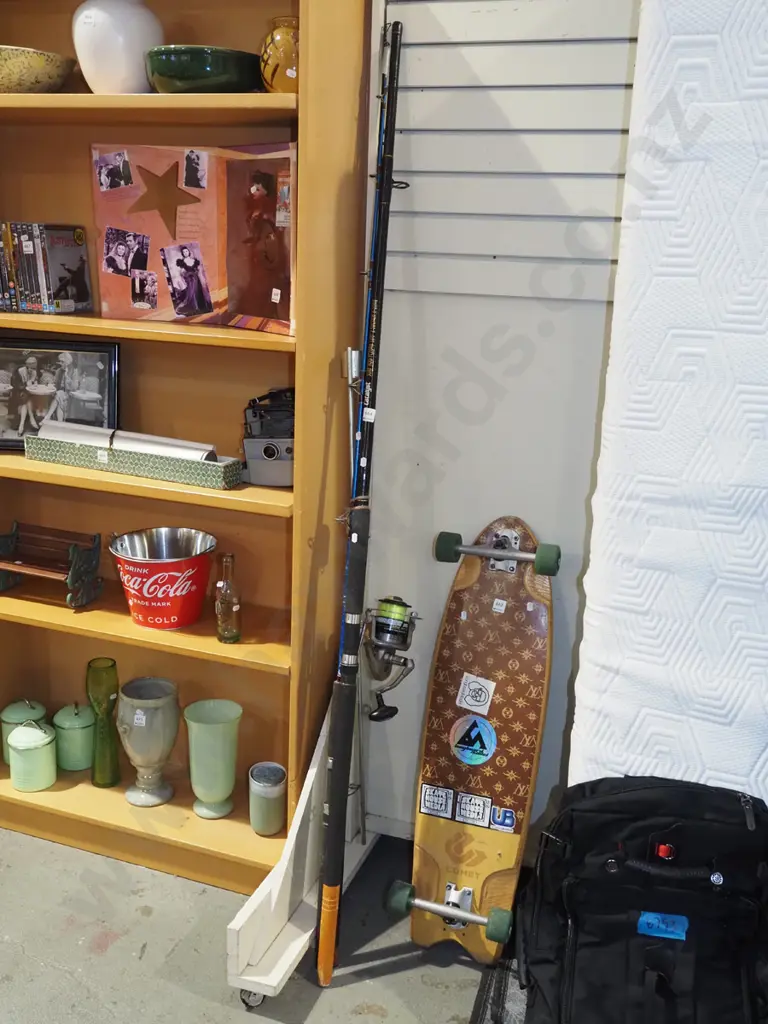 fishing rod and reel, additional fishing rod, rod holder Image 1++