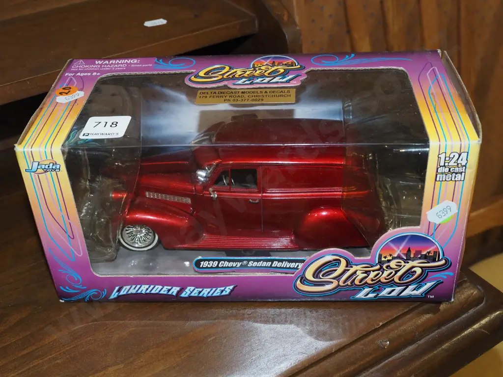 boxed diecast model of 1939 Chevy delivery van Image 1++