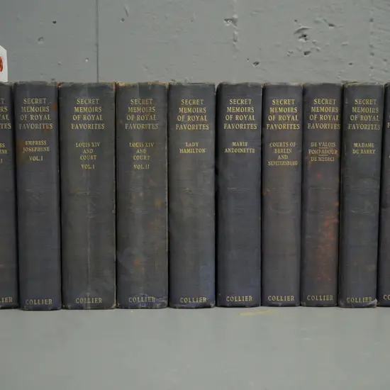 10x Secret Memoirs of Royal Favorites, PF Collier & Son New York 1910. Some wear & staining to covers.
