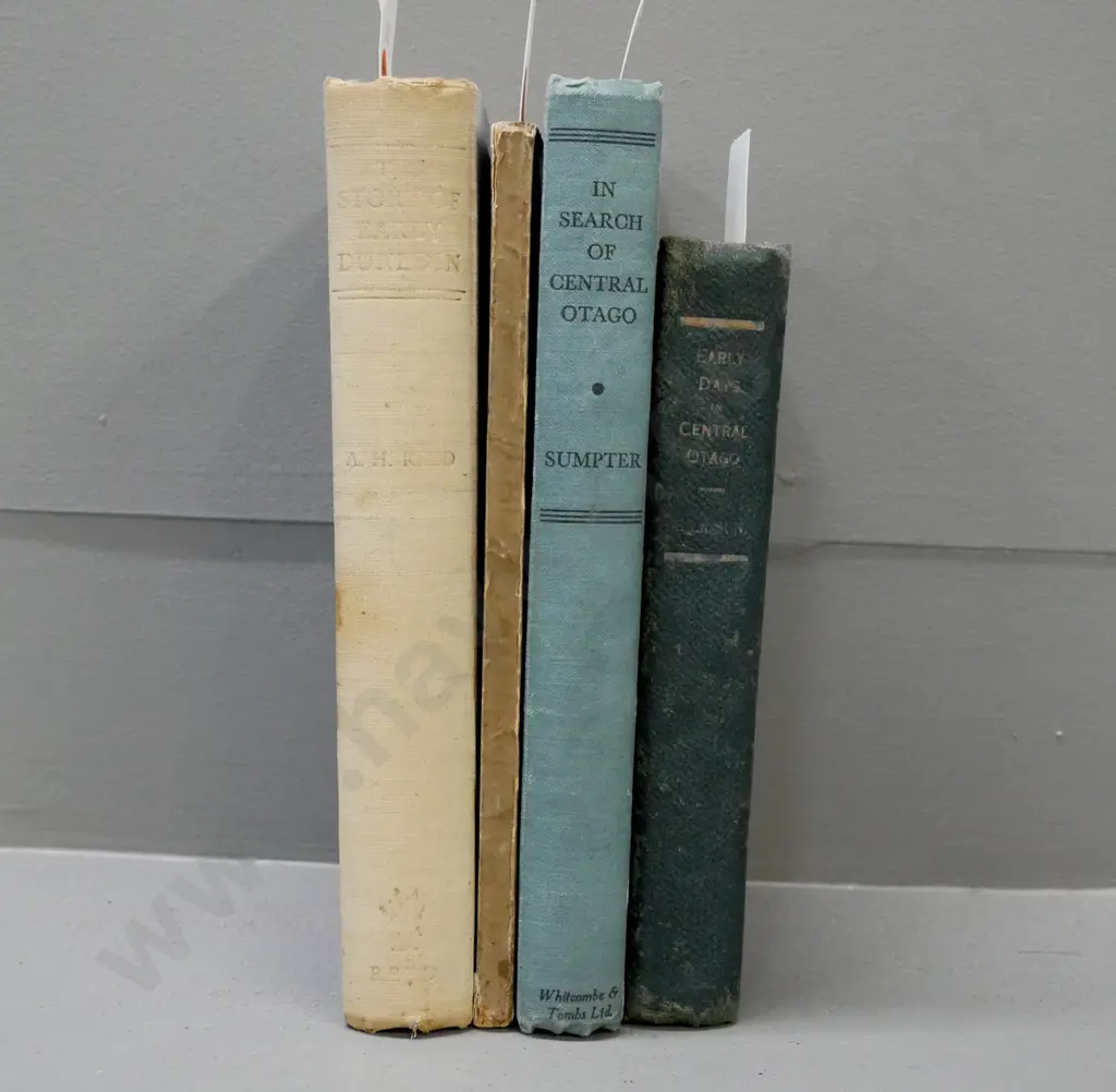 4x books of early Otago: Image 1++