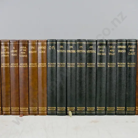 18x Minerva Editions of Modern Authors: 2x AA Milne, 7x Arnold Bennett, 9x Hilaire Belloc.