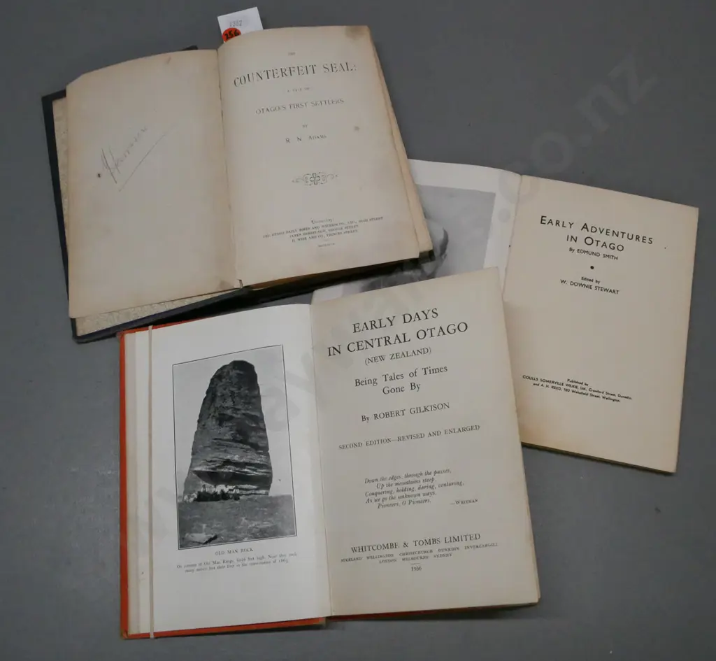 3x books of early Otago: Image 1++