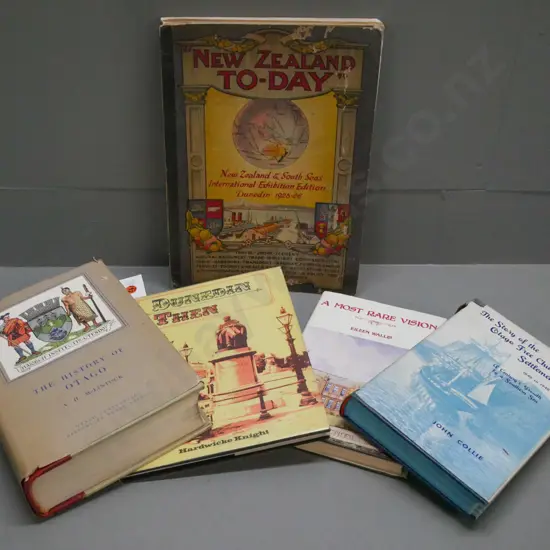 5x books of early Dunedin: