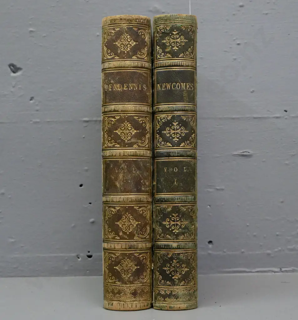 2x William Makepeace Thackeray novels: Image 1++
