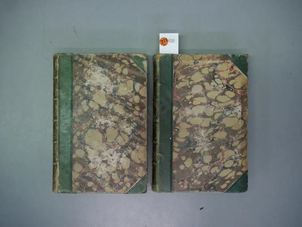 2x William Makepeace Thackeray novels: Image 1++