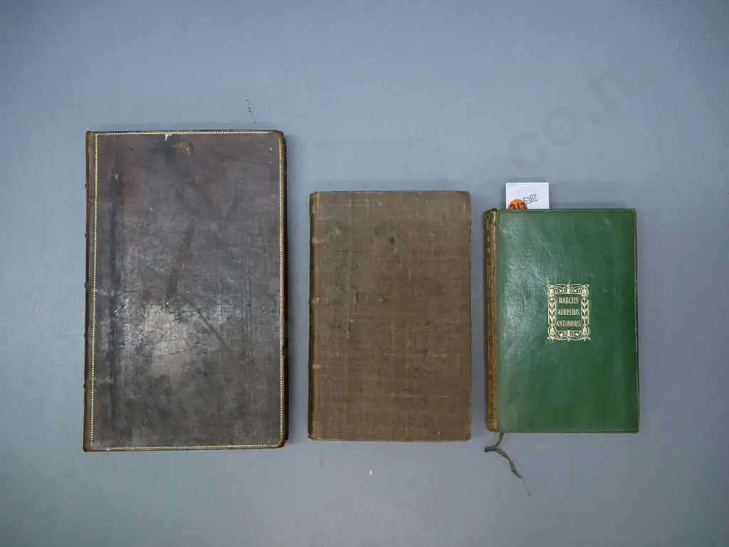 3x books of Roman interest: Image 1++
