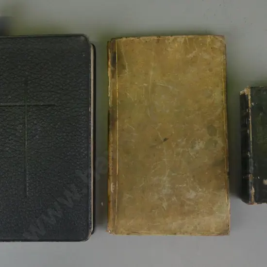 3x prayer books: