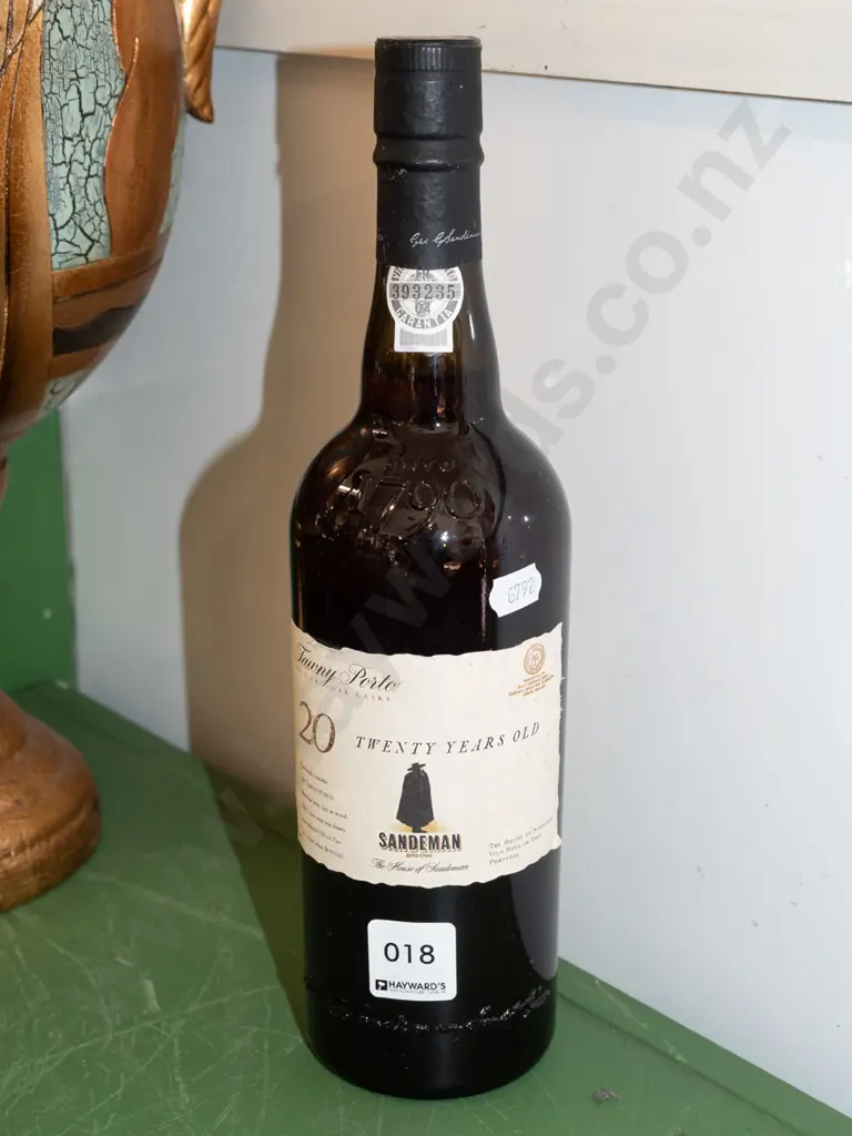 Sandeman tawny port Image 1++