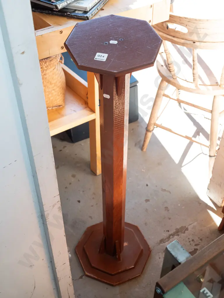 wooden jardiniere stand H970 Image 1++