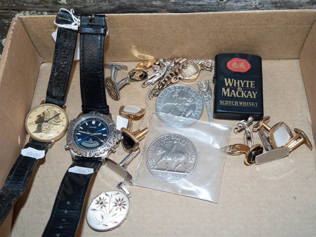 box; watches, cuff links, coins etc Image 1++