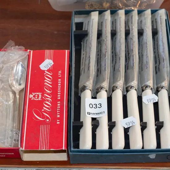 bone handled knives, teaspoons Knife L210