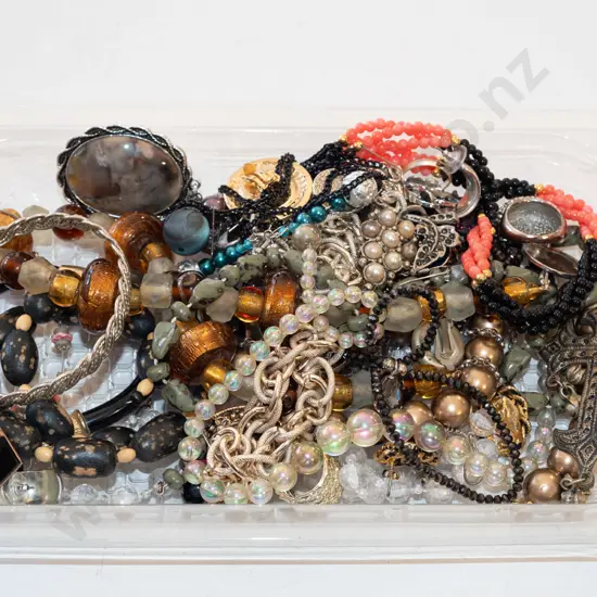 tray of costume jewellery
