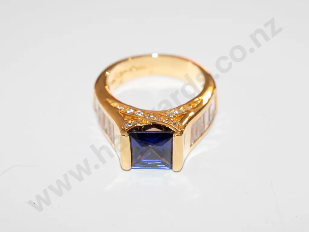 sterling silver gold plated blue stone ring 8gm Image 1++