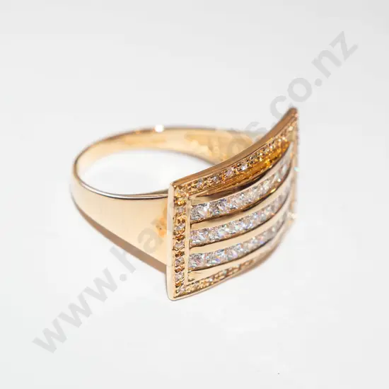 sterling silver gold plated zircon ring 6gm