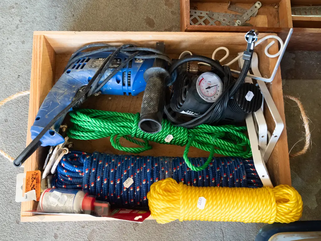 wooden rope handled box and contents; electric drill, 12V air pump, rope etc Image 1++