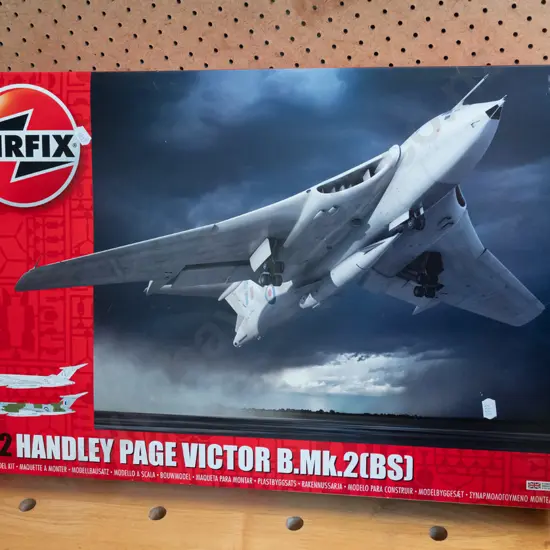 yet to be assembled model of a Handley Page Victor aircraft