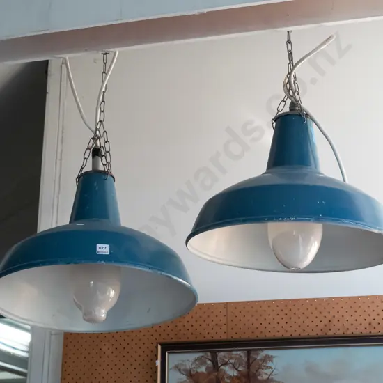 2x industrial light shades Diam460