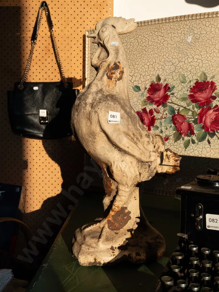 cast iron cockerel - damage to tail H550 Image 1++