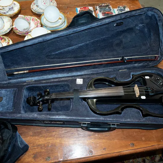 Karlo Giordano black electric violin, bow and case