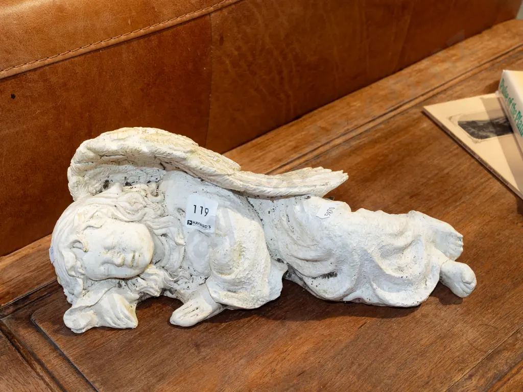 cast concrete garden ornament L320 Image 1++