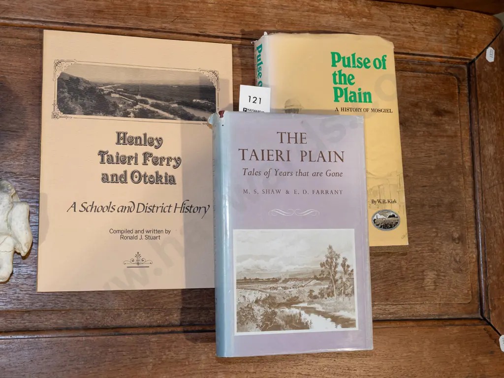 3x history books about Taieri Image 1++