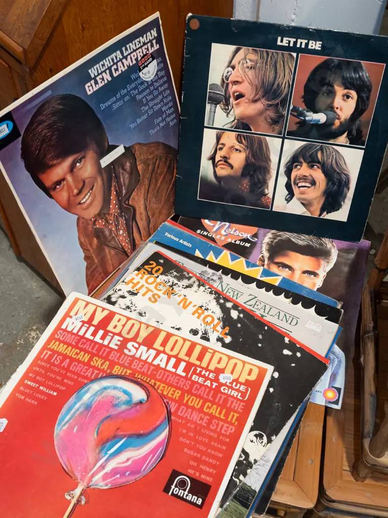 LPs; The Beatles etc Image 1++