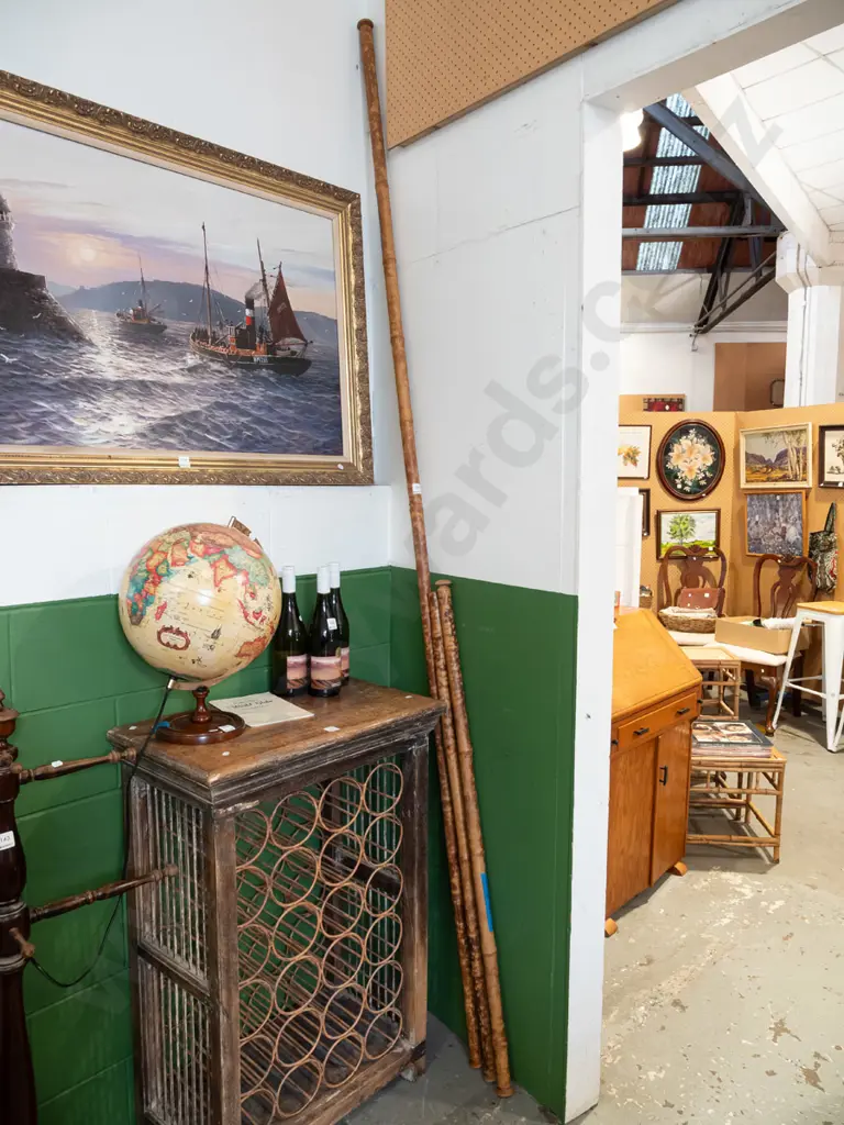 3x lengths of bamboo curtain rods Tallest L2700 Shorter L1200 - 1 is missing turned wood end Image 1++