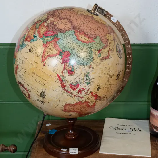 illuminated Readers Digest globe H440