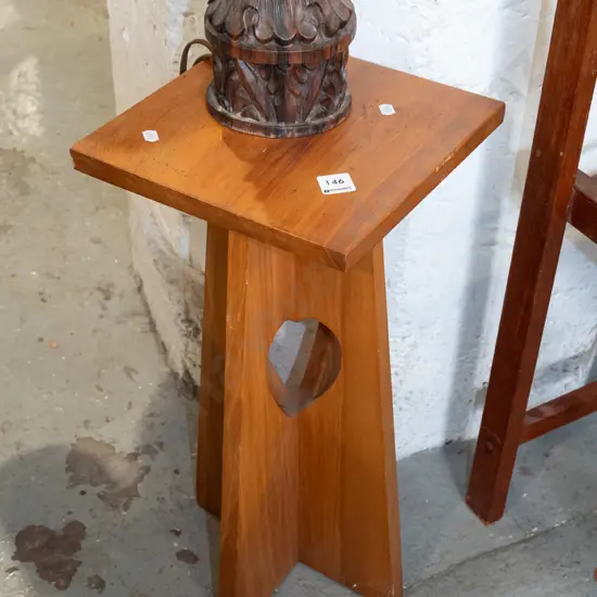 solid rimu jardiniere stand H510