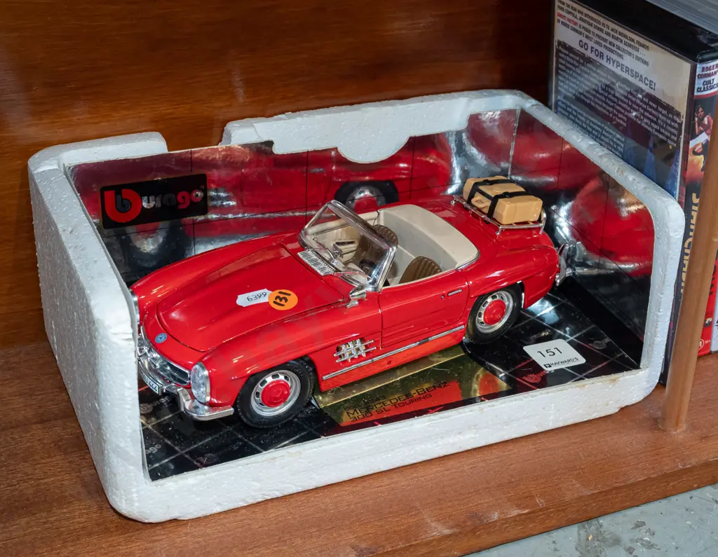 diecast model Mercedes Benz 300 SL Touring Image 1++