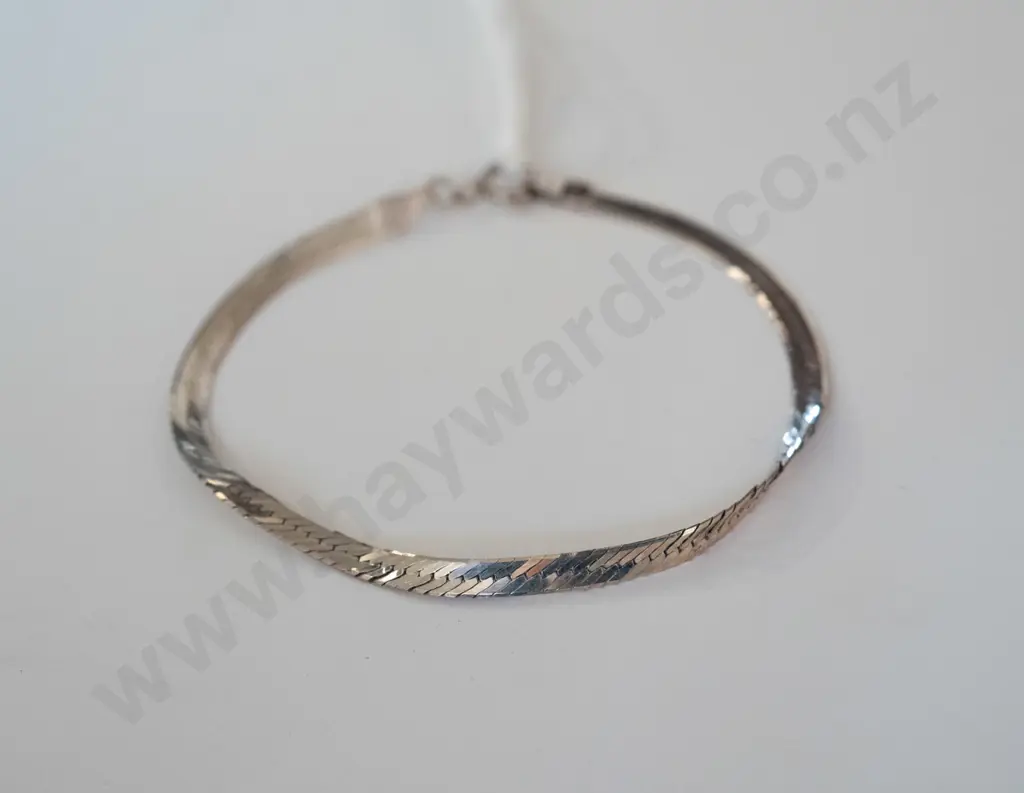 sterling silver herring bone bracelet Image 1++